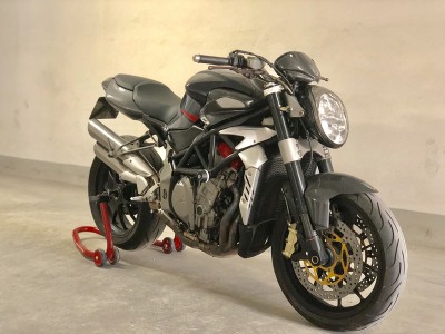 Mv Brutale 910r