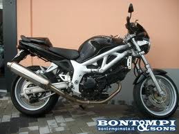 suzuki proponeva questa come naked